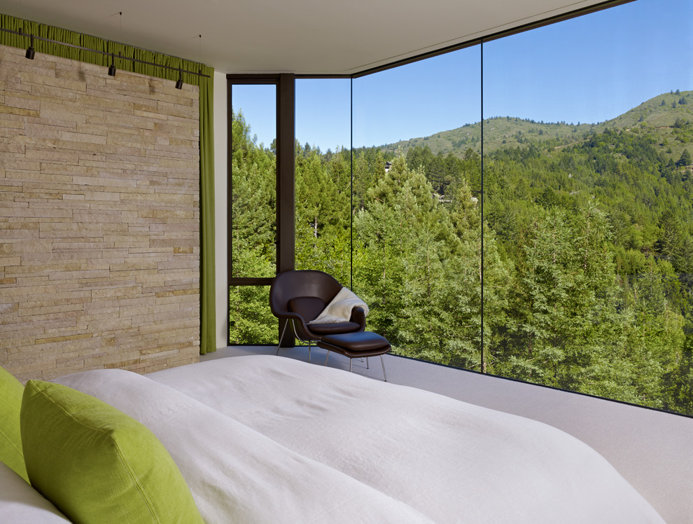 Interier Bedroom with a view of the beauty 11