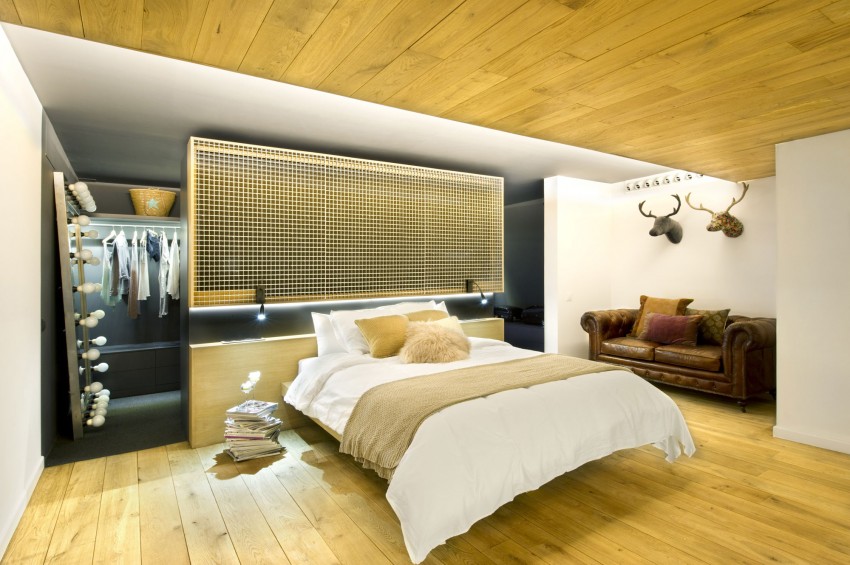 Спальня в деревянном интерьере