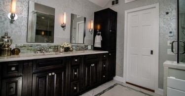 Потрясающий дизайн ванной комнаты в переходном стиле