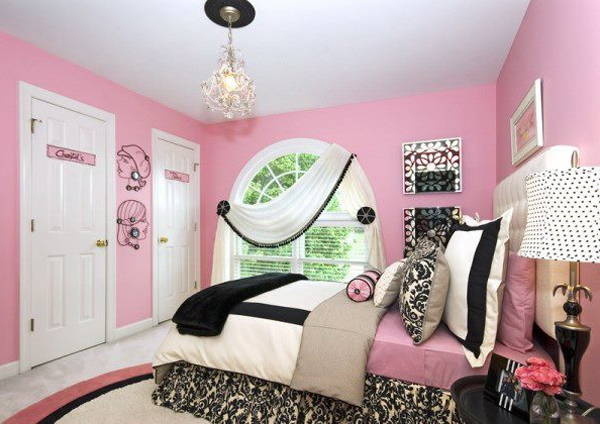 Дизайн комнаты для девочки в розовом цвете. Фото 10