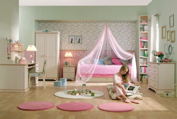 Дизайн комнаты для девочки в розовом цвете. Фото 2