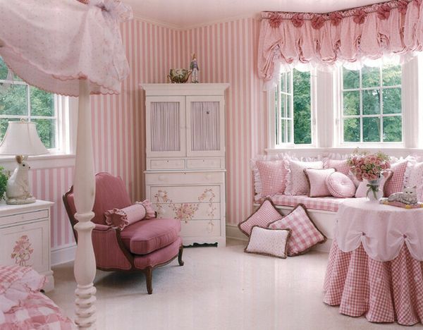 Дизайн комнаты для девочки в розовом цвете. Фото 8