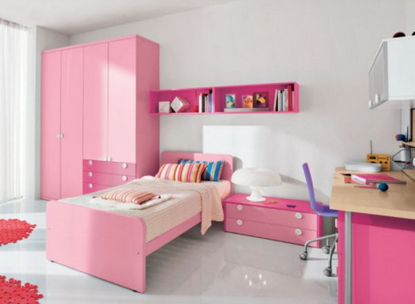 Дизайн комнаты для девочки в розовом цвете. Фото 28
