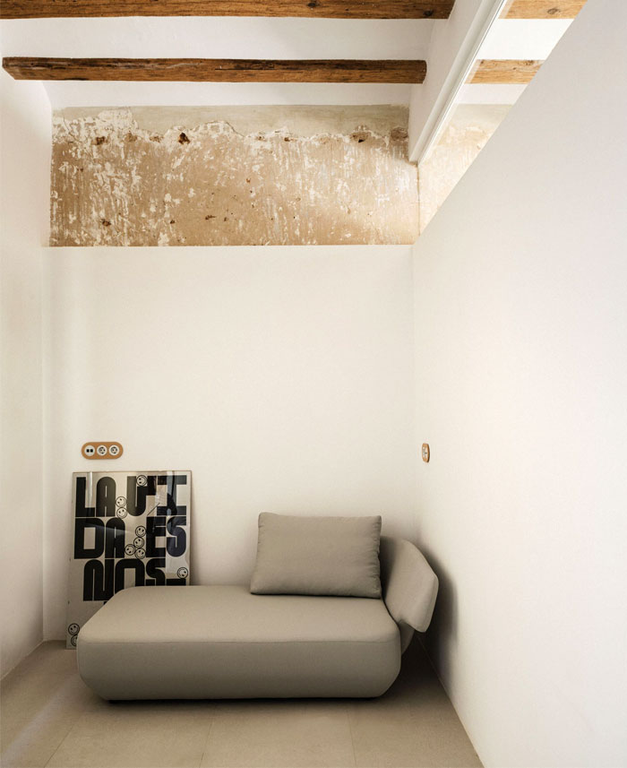 Casa del Calvari от ENDALT Arquitectes