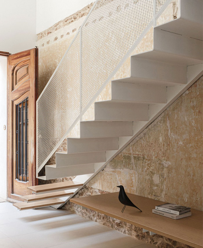 Casa del Calvari от ENDALT Arquitectes