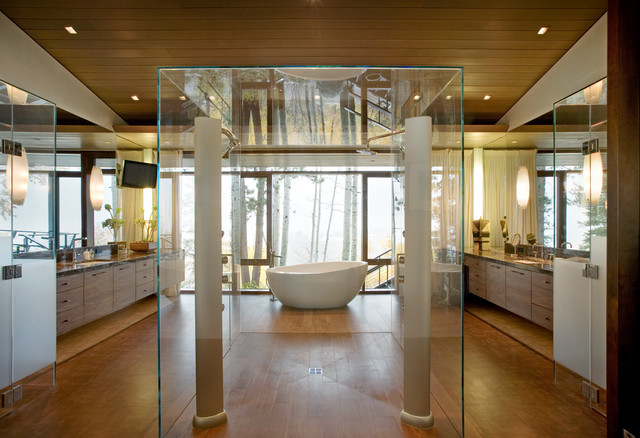 Дизайн интерьера ванной комнаты на двоих