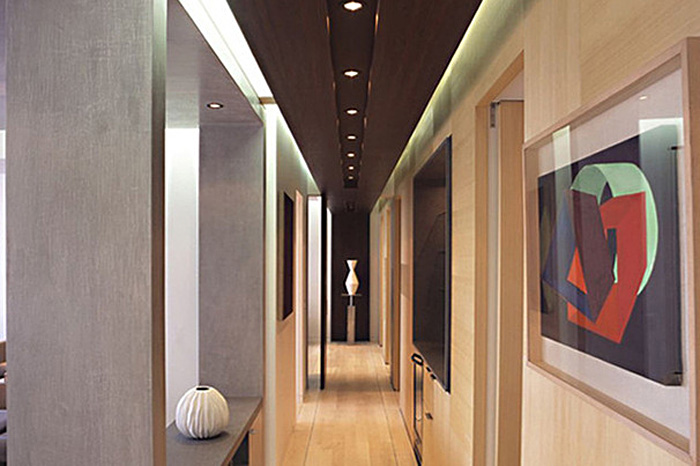 Дизайн узкого и длинного коридора в квартире