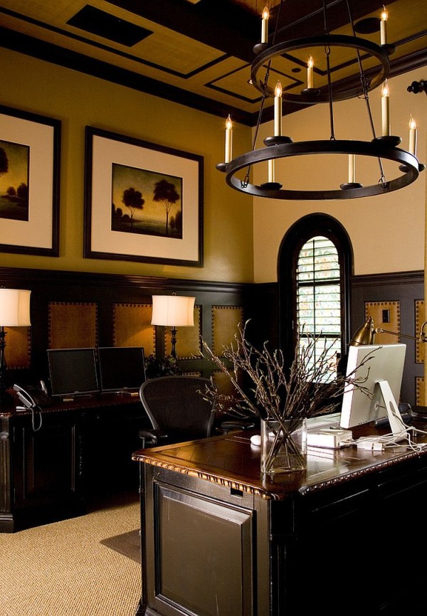 Дизайн современного офиса: люстра с лампами в форме свечей