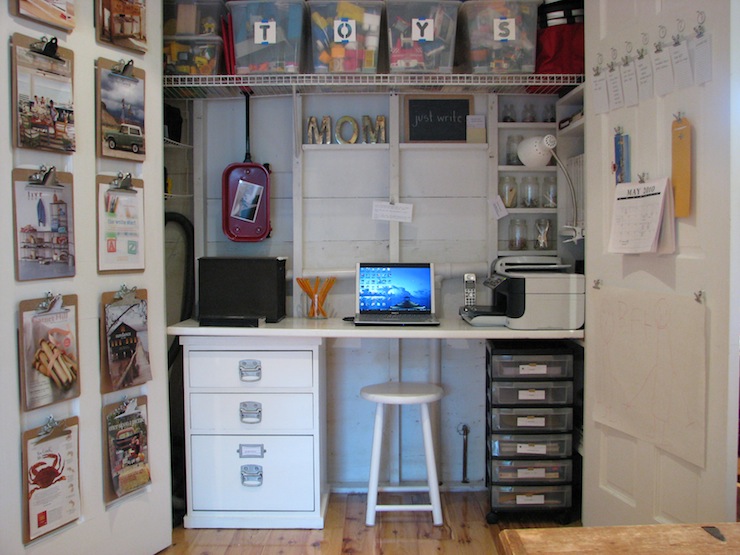 Домашний офис в шкафу - фото 6