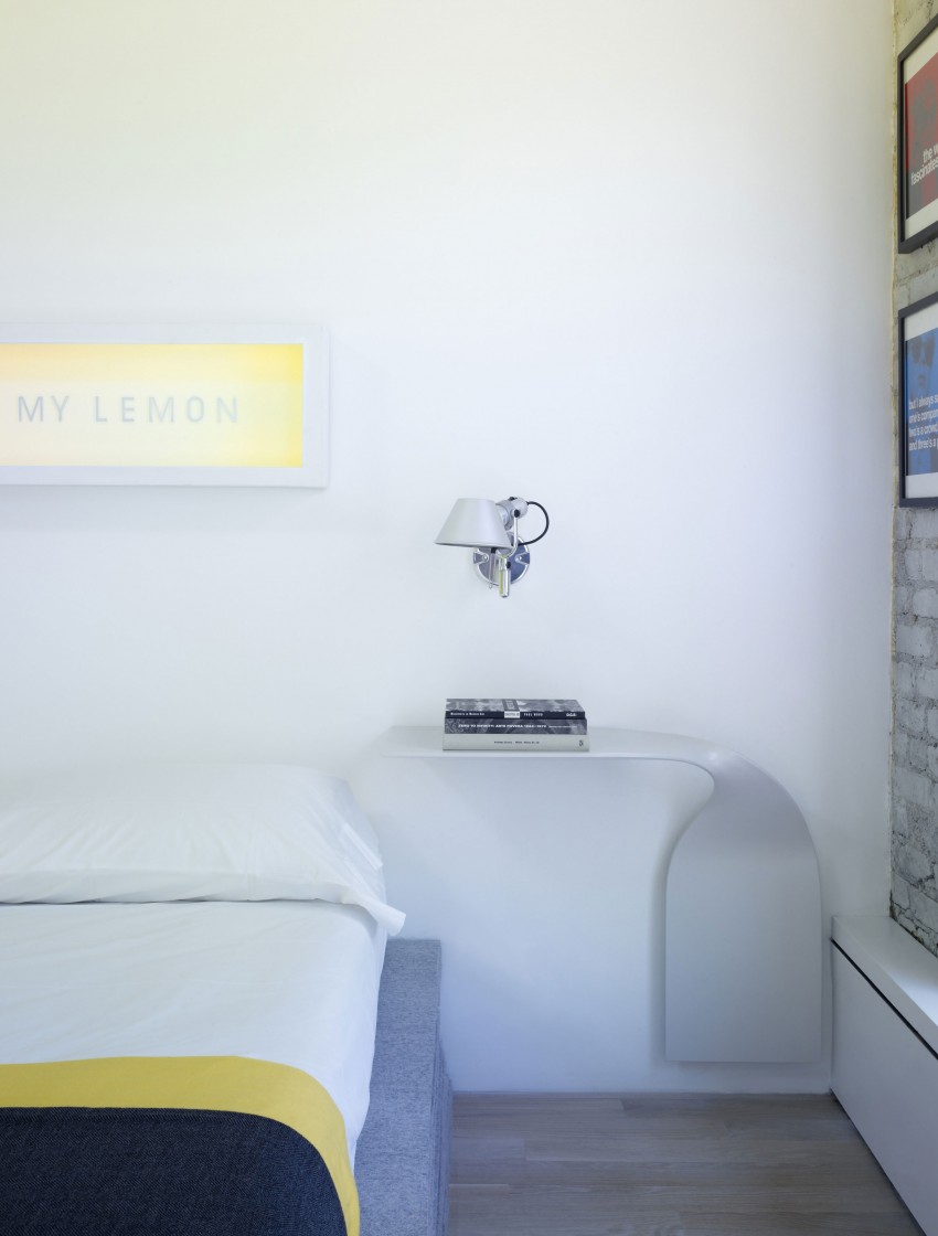 Настенный светильник для чтения в спальне в лофт апартаментах