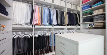 Белый шкаф для рубашек