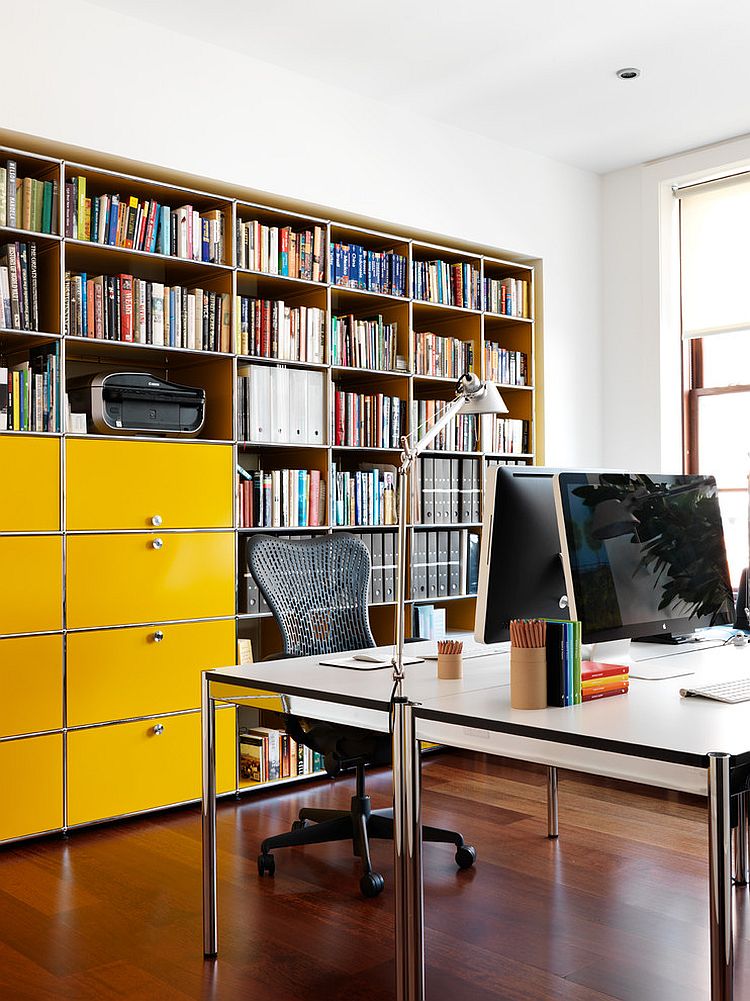 Интерьер домашнего офиса в жёлтом цвете - фото 12