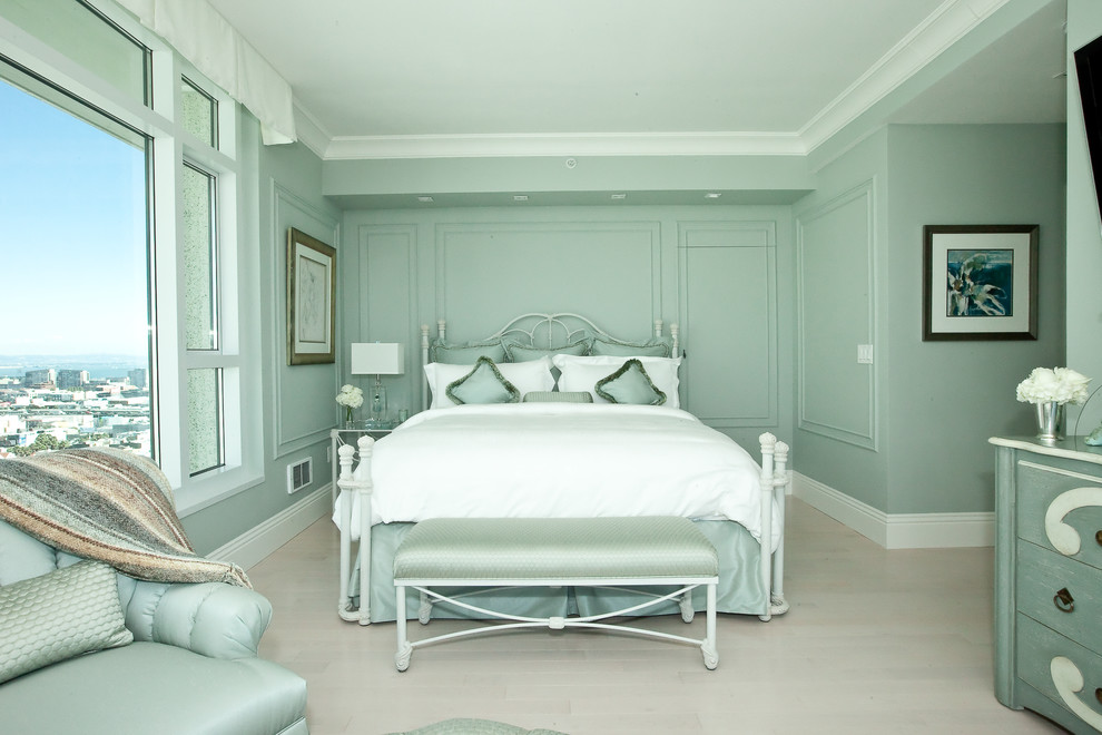 Интерьер комнаты в пастельных тонах: монохромная спальня
