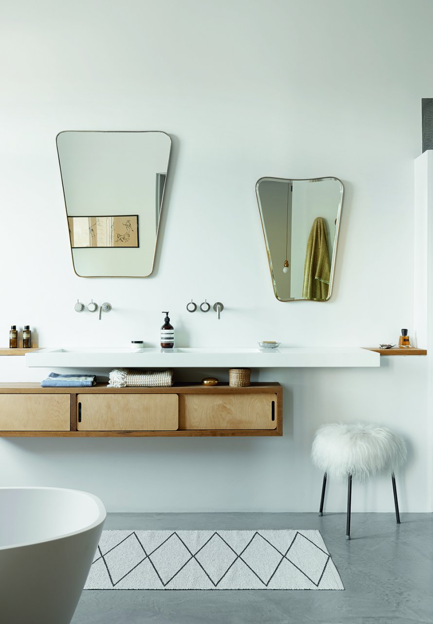 Интерьер парижской квартиры: дизайн ванной комнаты