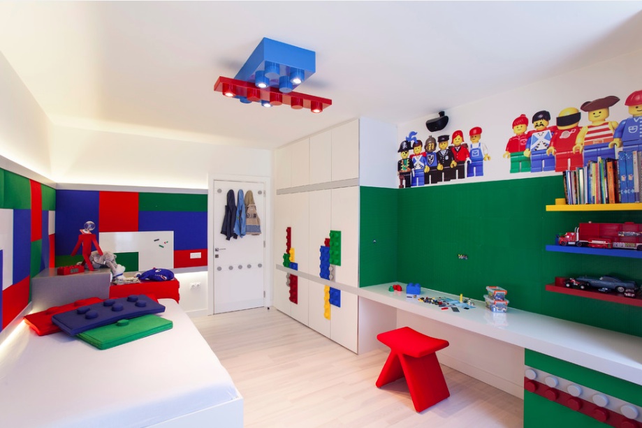 Лего в интерьере комнат: необычная комната из Лего