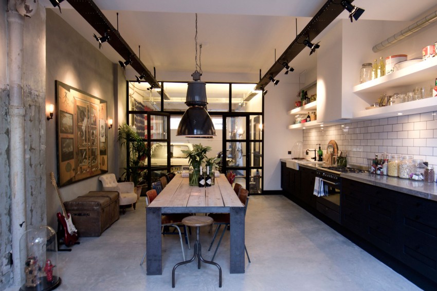 Кухонная зона в Garage Loft от Bricks Amsterdam в Нидерландах