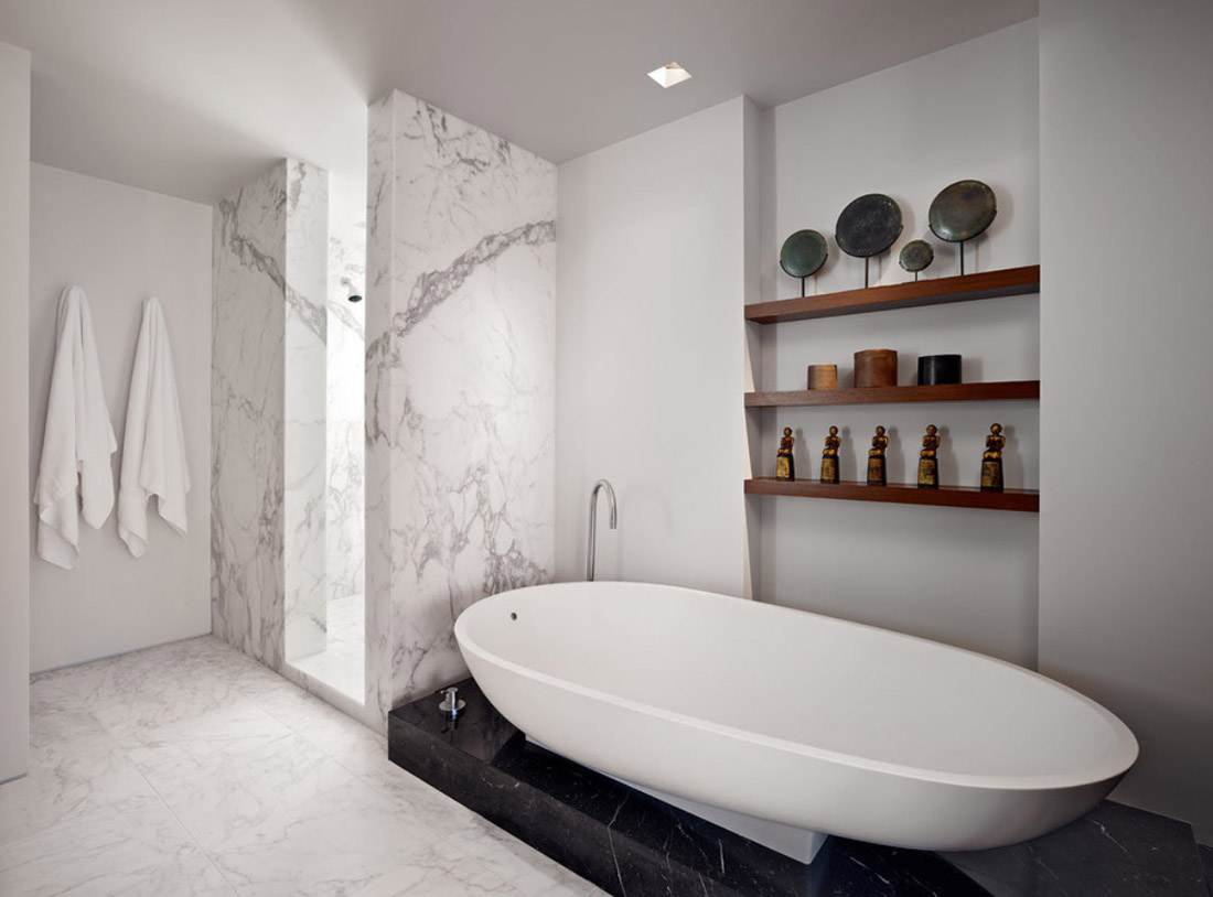 Мрамор в интерьерной отделке пола и стен ванной, кухни и коридора. 35 фото плитки и керамогранита