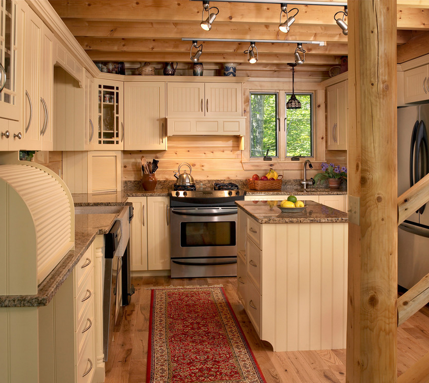 Деревянные панели в интерьере кухни