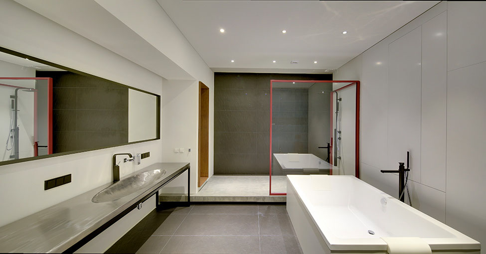 Великолепный интерьер ванной современного лофта