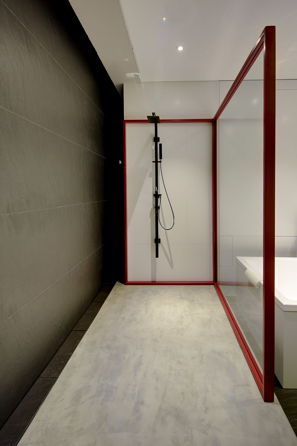 Замечательный интерьер ванной современного лофта