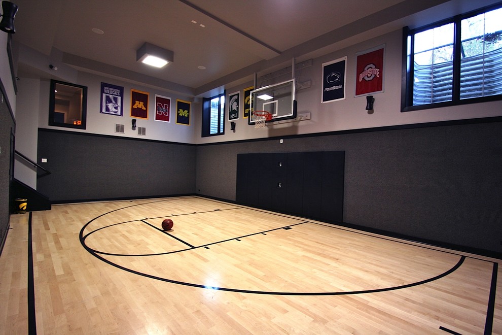 Баскетбольная площадка в чикагском доме