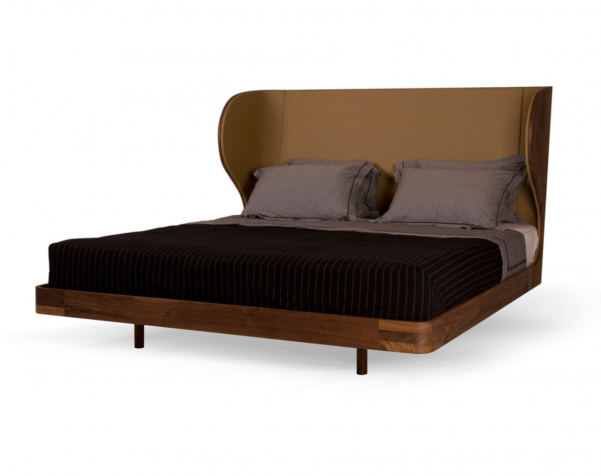 Удобная мебель для спальни - двуспальная кровать из черного ореха с необычным изголовьем