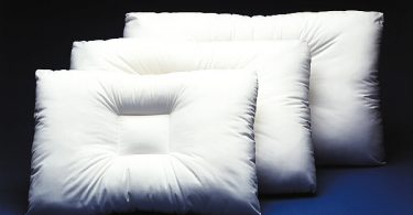 Уход за подушками: советы для хозяек