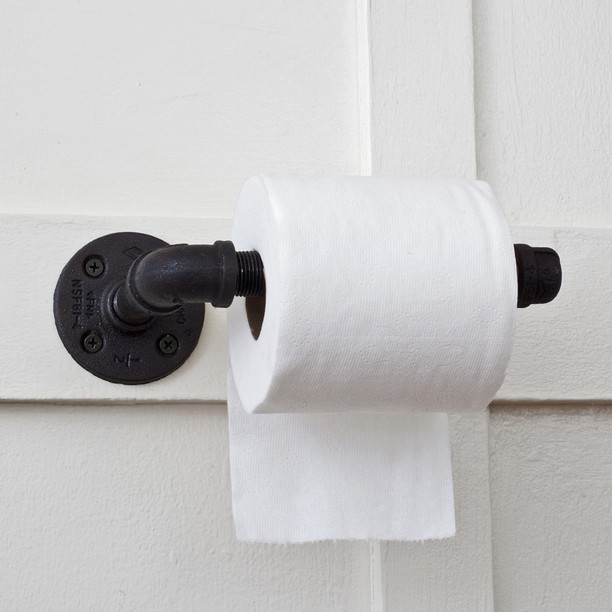 Ванная в чёрно-белом цвете: держатель для туалетной бумаги Plumbing Pipe